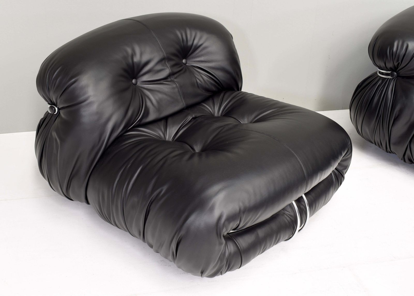Soriana Chair And Ottoman By Tobia Scarpa For Cassina Black Leather, Italy, 1969 photo buy