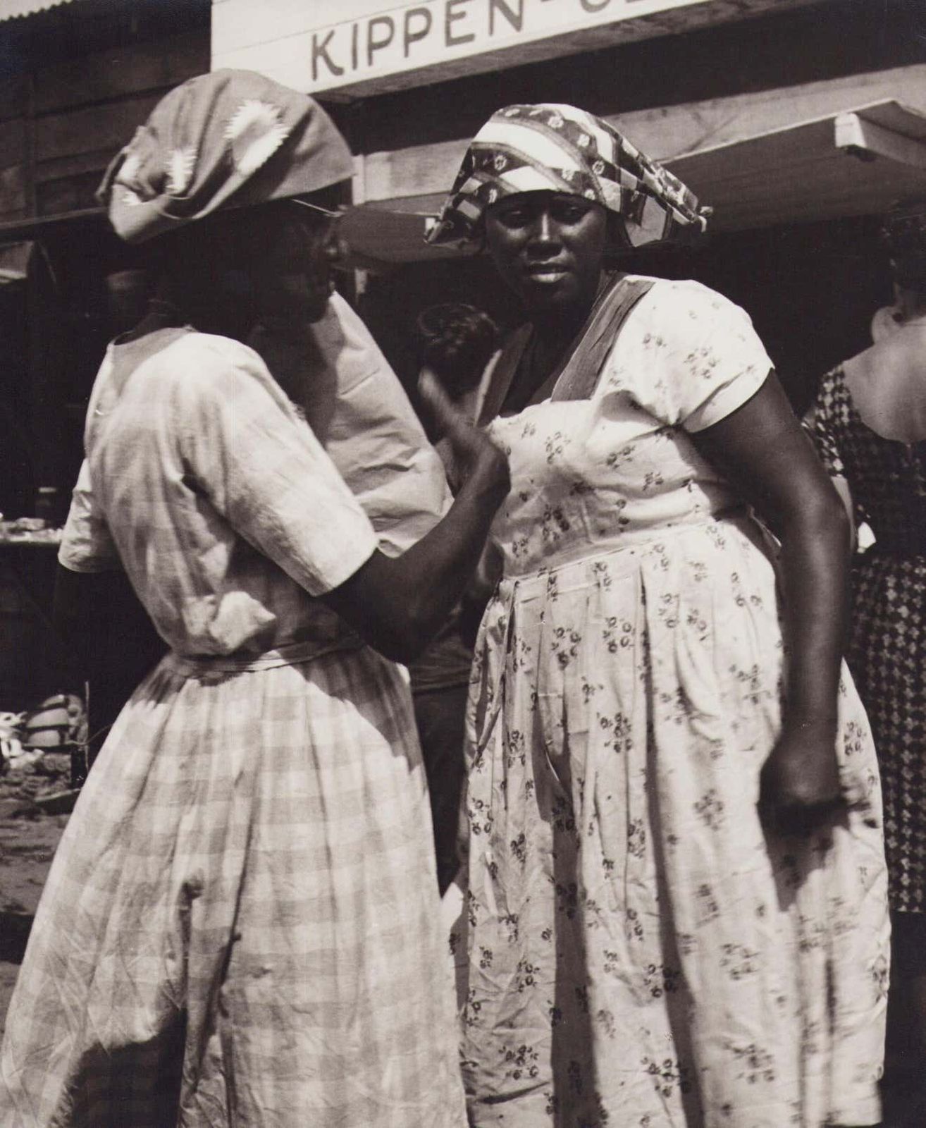 Hanna Seidel Suriname, Market, Woman, Black And White Photograph, 1960s, 29.3 X 24 Cm Circa 1960s