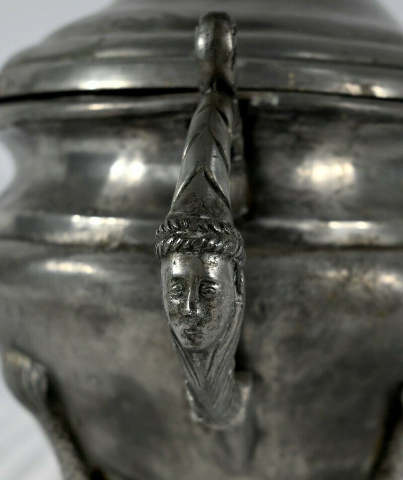 photo for sale Tureen And Tray In Fine Pewter Stamped L. Houzeaux Early 20th Century