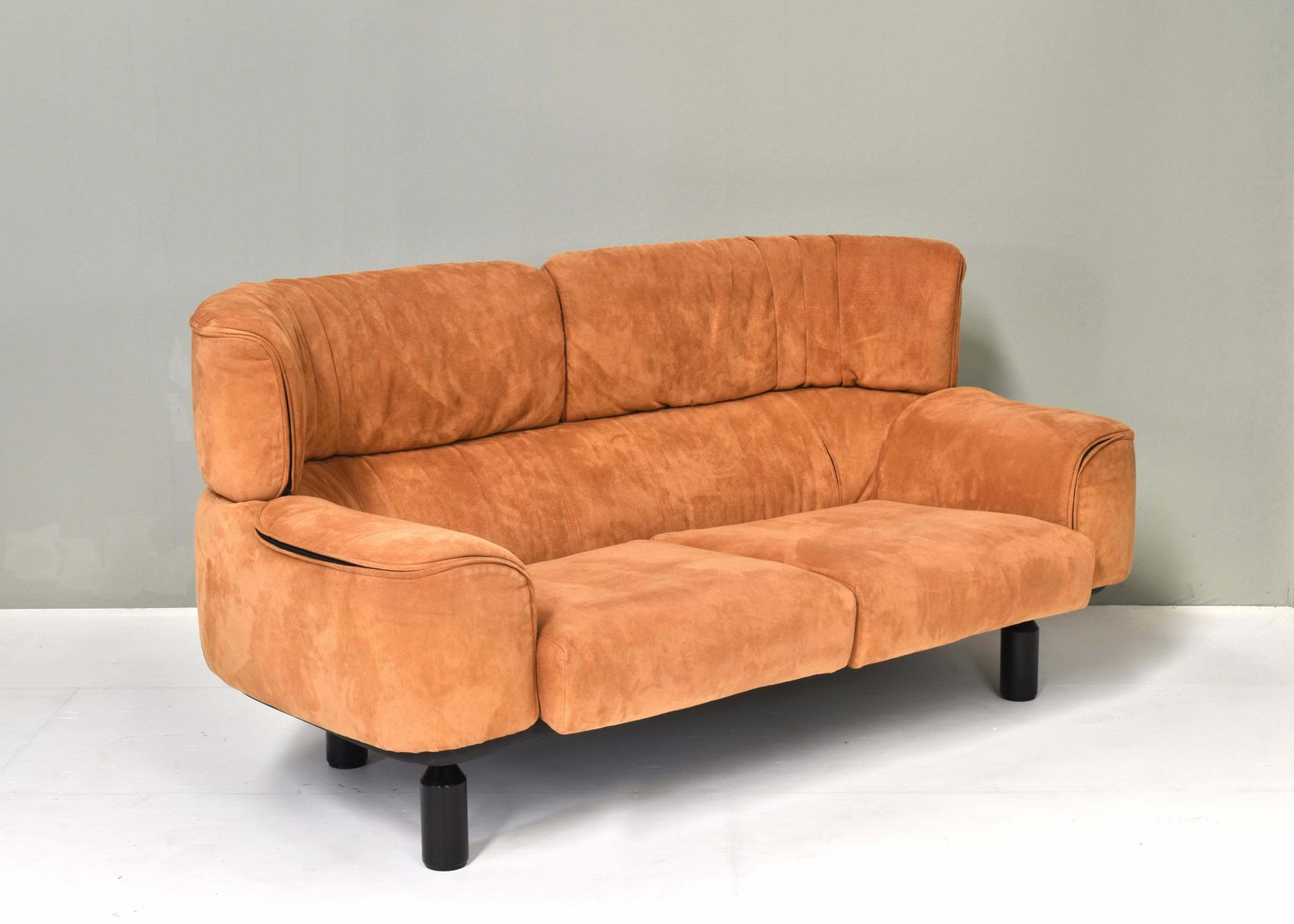 Rare Bull Sofa In Terra Alcantara By Gianfranco Frattini For Cassina Italy, 1987 photo for sale