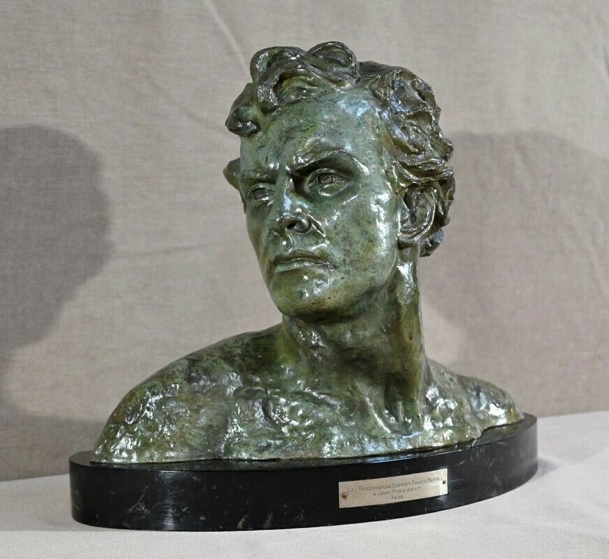 Important Bronze Jean Mermoz Signed A.Ouline  1st Part XX