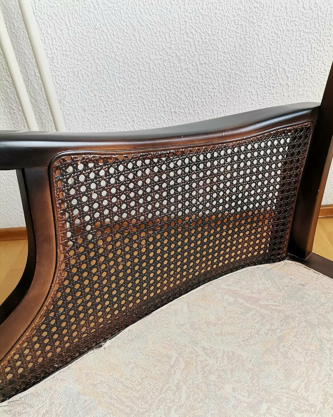 Vintage Regency Style Armchair / 80s Yugoslavia / Upholstered Wicker Armchair / Mid Century Design photo vintage