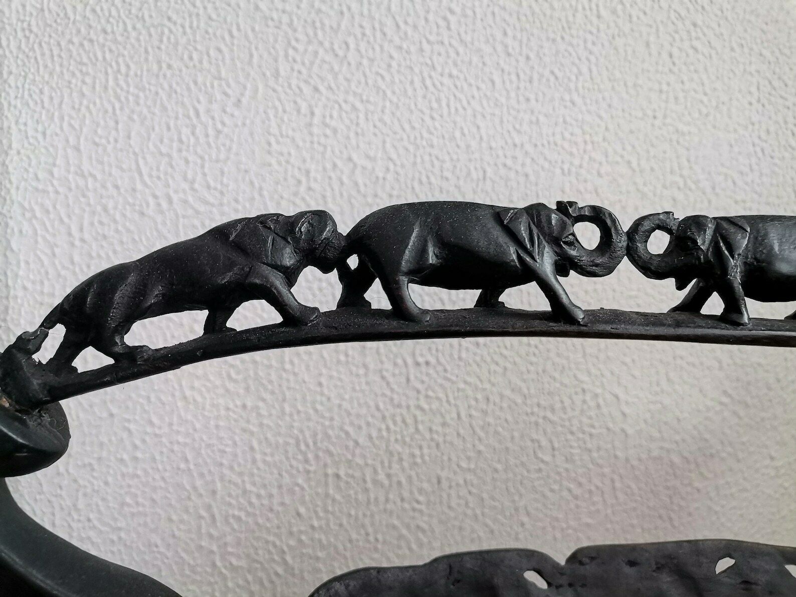 Authentic African Wooden Basket / Hand Carved Animal Motif / Elephant Lion Rhino Carvings / Fruit Bowl / Decoration / 20th Century photo 191.0