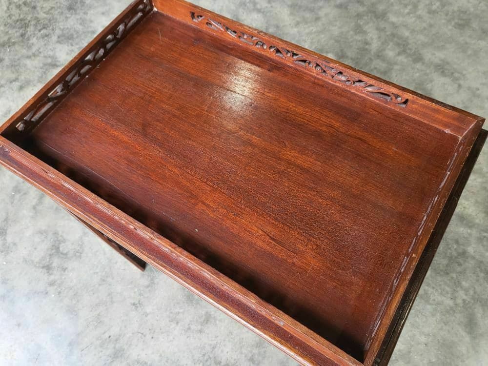 photo furniture Antique Repro Carved Hall Side End Table Square Legs Fretwork Stretcher