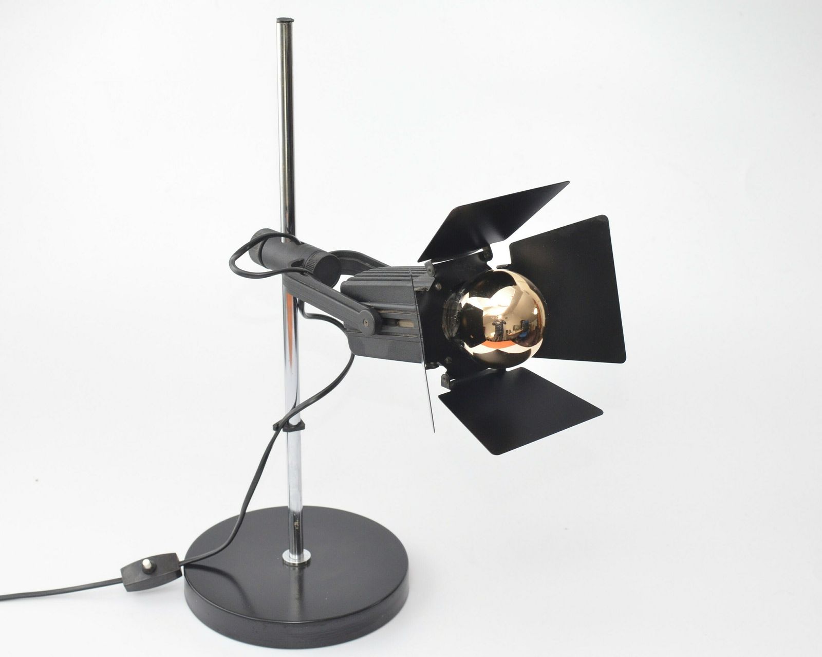 Rare Large Desk Lamp In The Shape Of A Movie Light By Roger Tallon For Hustadt Leuchten Germany 1970s photo for sale