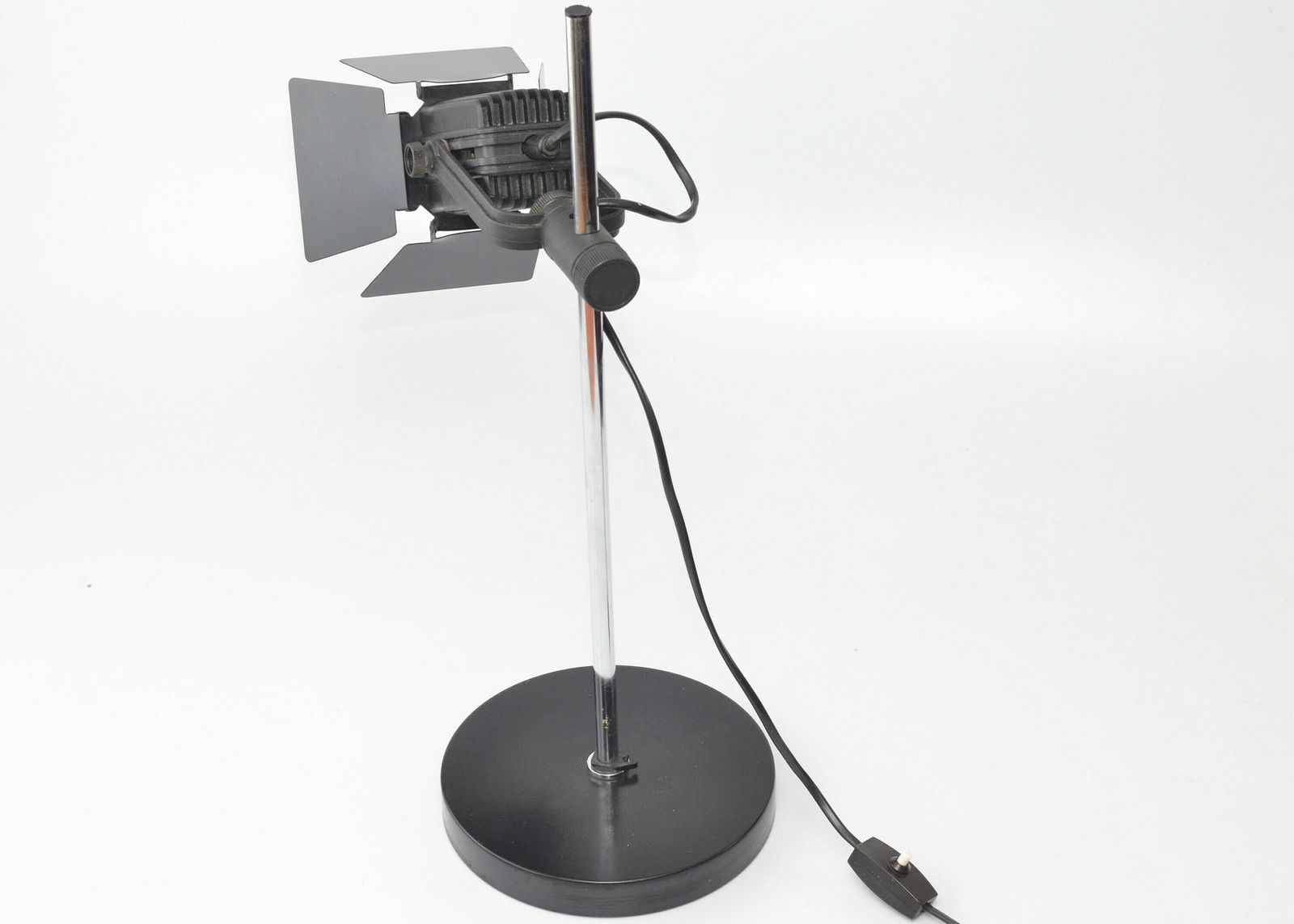 Rare Large Desk Lamp In The Shape Of A Movie Light By Roger Tallon For Hustadt Leuchten Germany 1970s photo 160.0