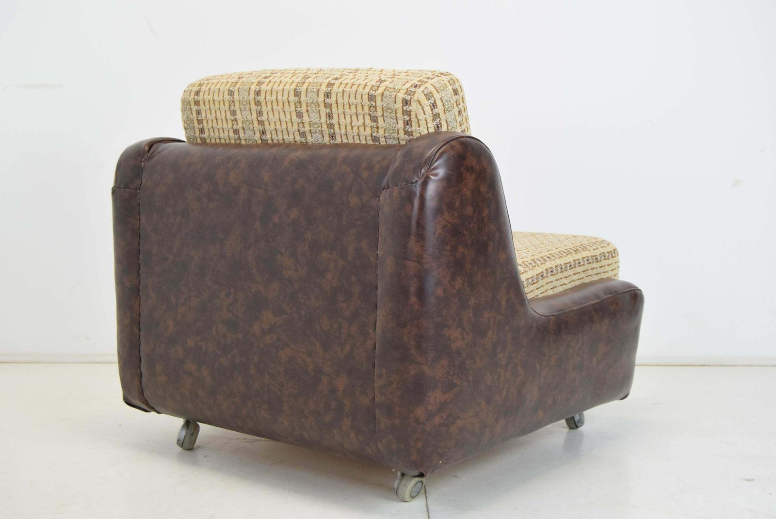 363.0 Mid Century Leatherette Armchair On The Wheels, 1970''S photo