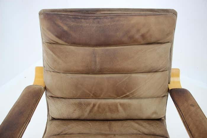 photo vinterior 1970s Pair Of Yngve Ekström "Contino" Leather Armachair, Sweden