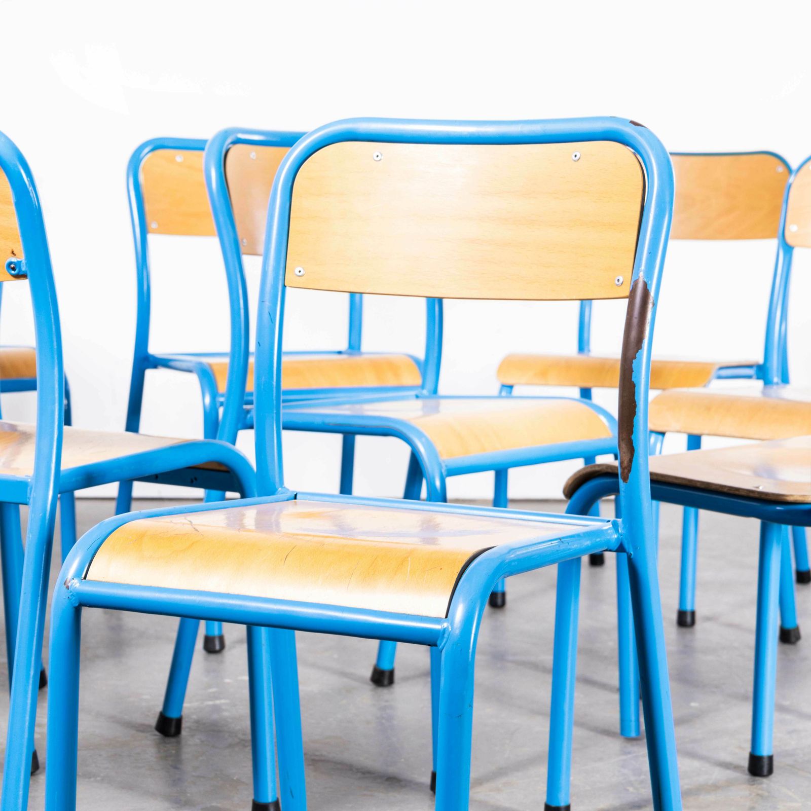 1960’s French Mullca Stacking Children’s Chairs – Set Of Nine photo 594.0