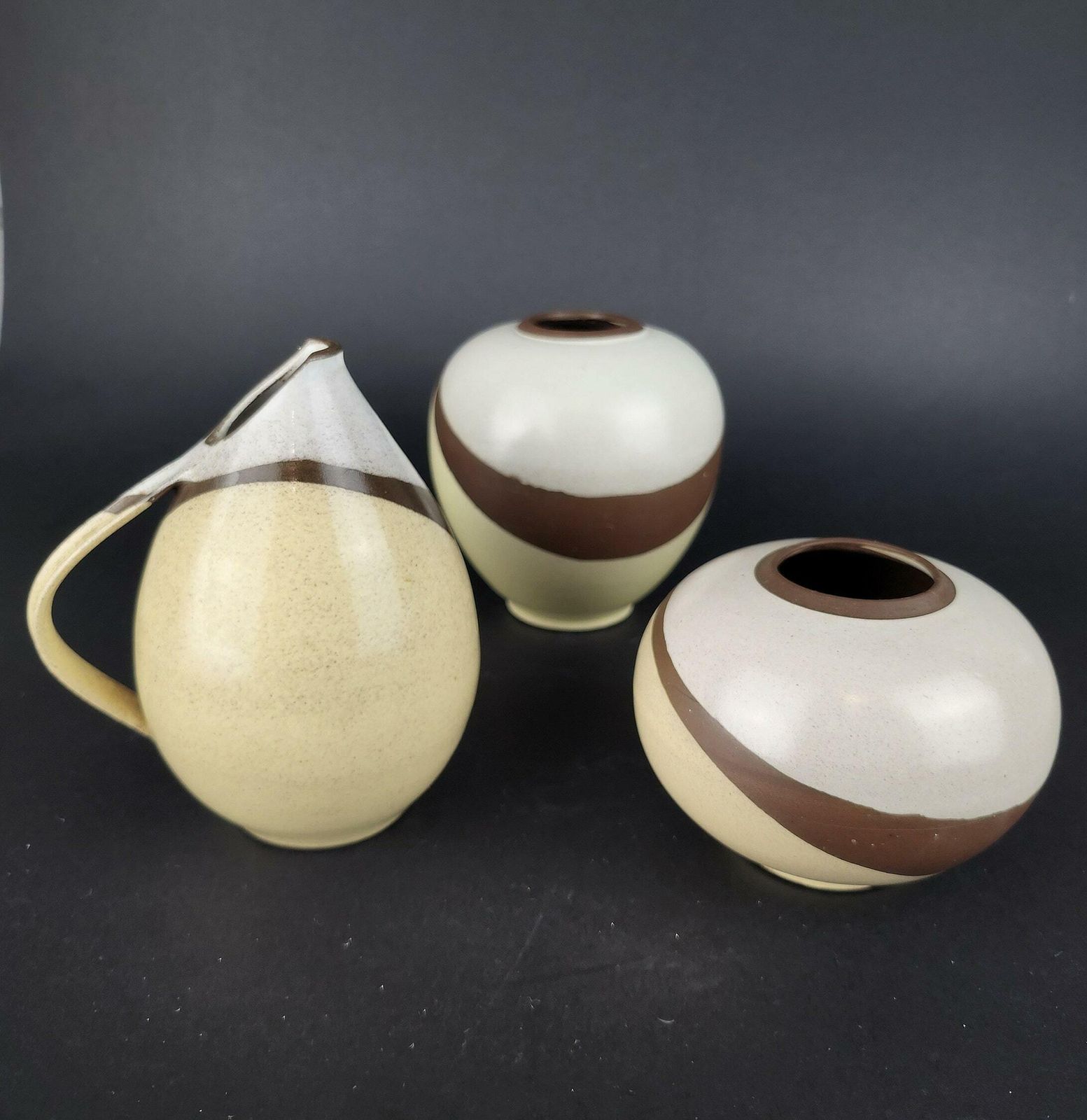 Vintage Sierhahn Steinzeug Fabrik Set Van Drie Vazen Met Gele En Bruine Accenten, West Duits Aardewerk, Jaren 1950 photo for sale