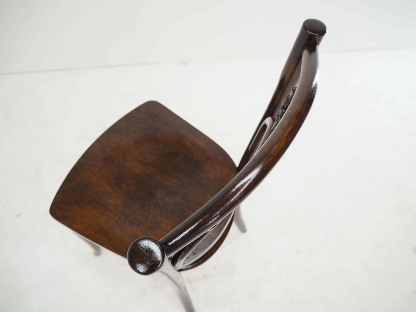 photo furniture Antique Dining Chair, Thonet, Austria, 1910s