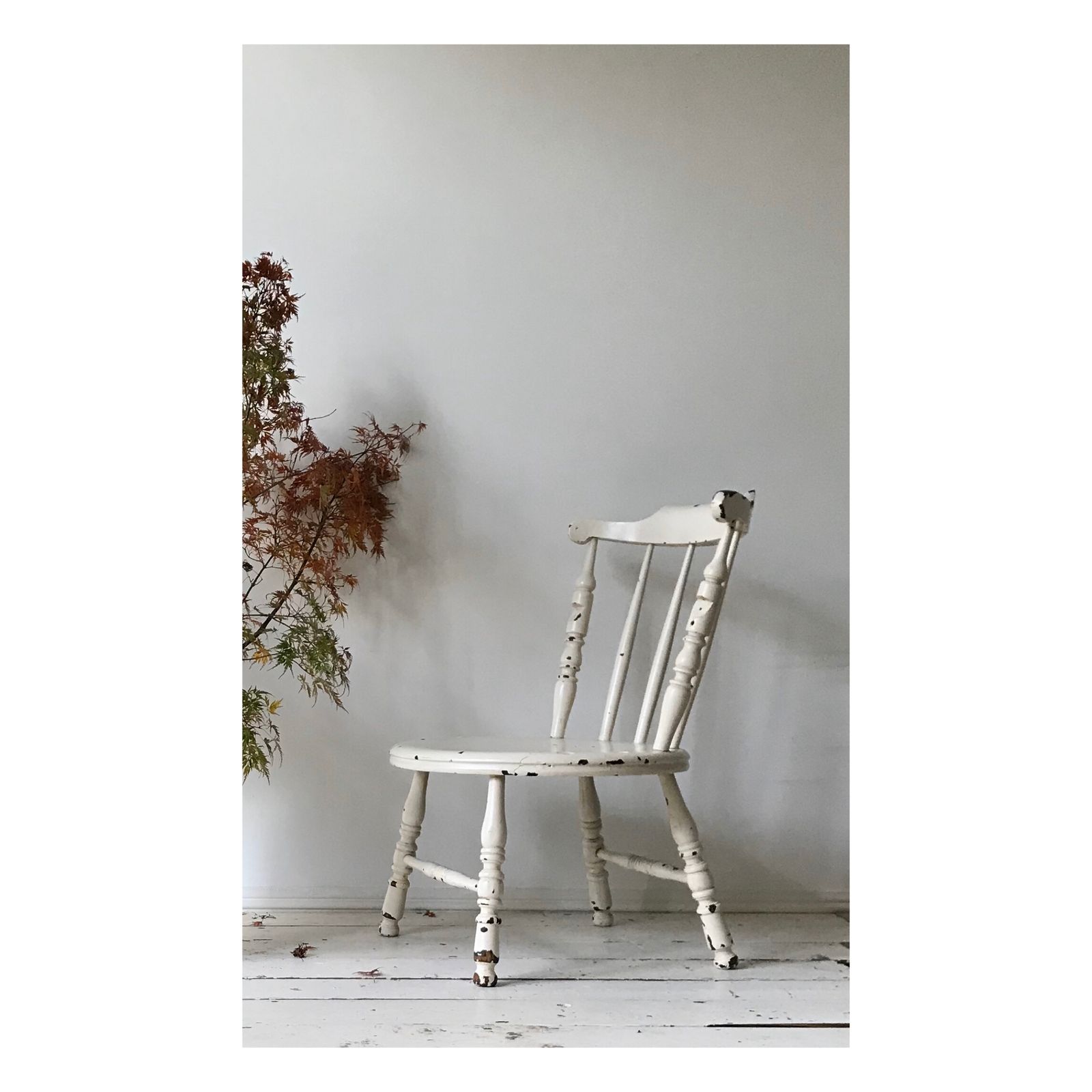 Large Low Antique Fireside White Chippy Paint Penny Ibex Chair photo for sale