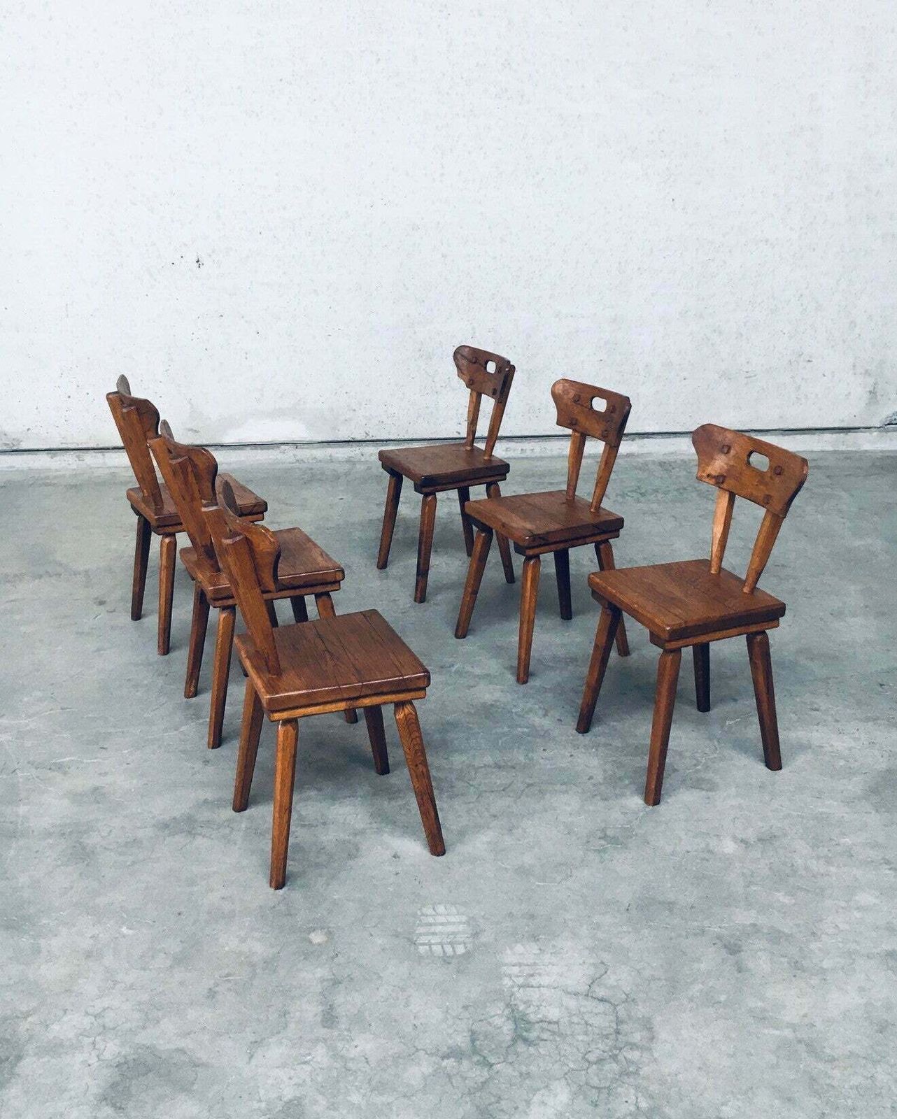 Handgemaakt Volkskunst Rustiek Eiken Eetkamerstoelen Set, Frankrijk, Ca. Jaren 1940 photo vinterior