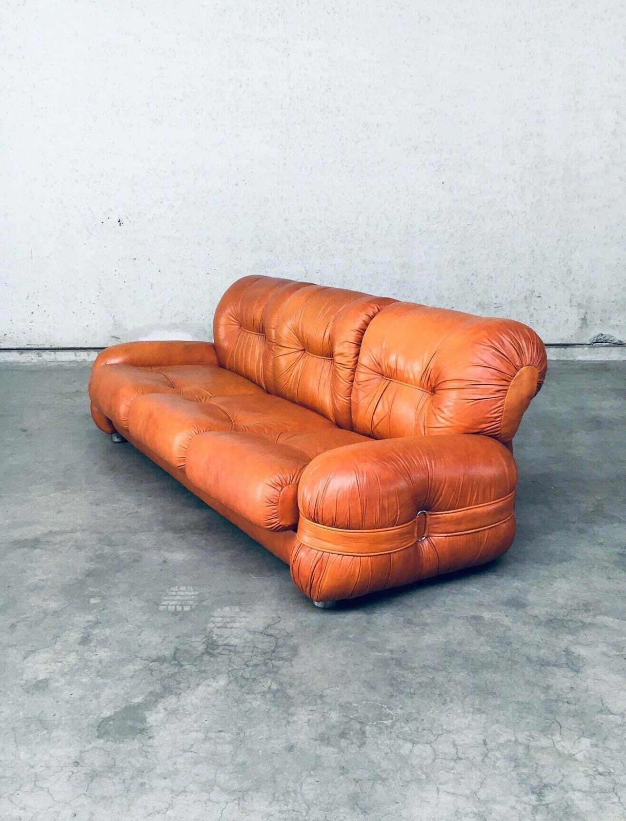 Italiaans Design Leren 3 Zitsbank, Mid Century Modern, Jaren 1970 photo Meubels