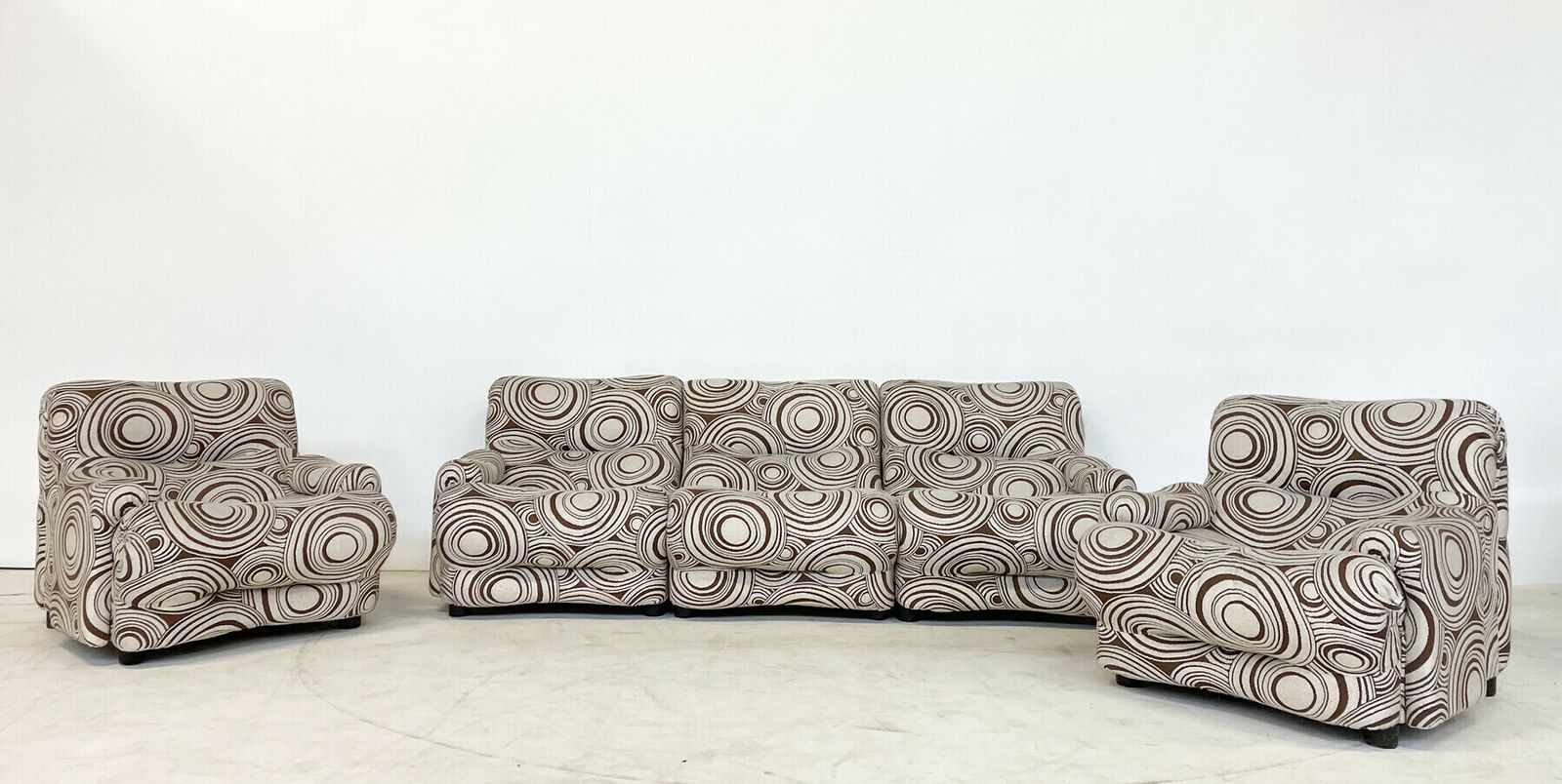 Mid Century Modern Italian Seating Set By Emilio Guarnacci & Felix Padovano