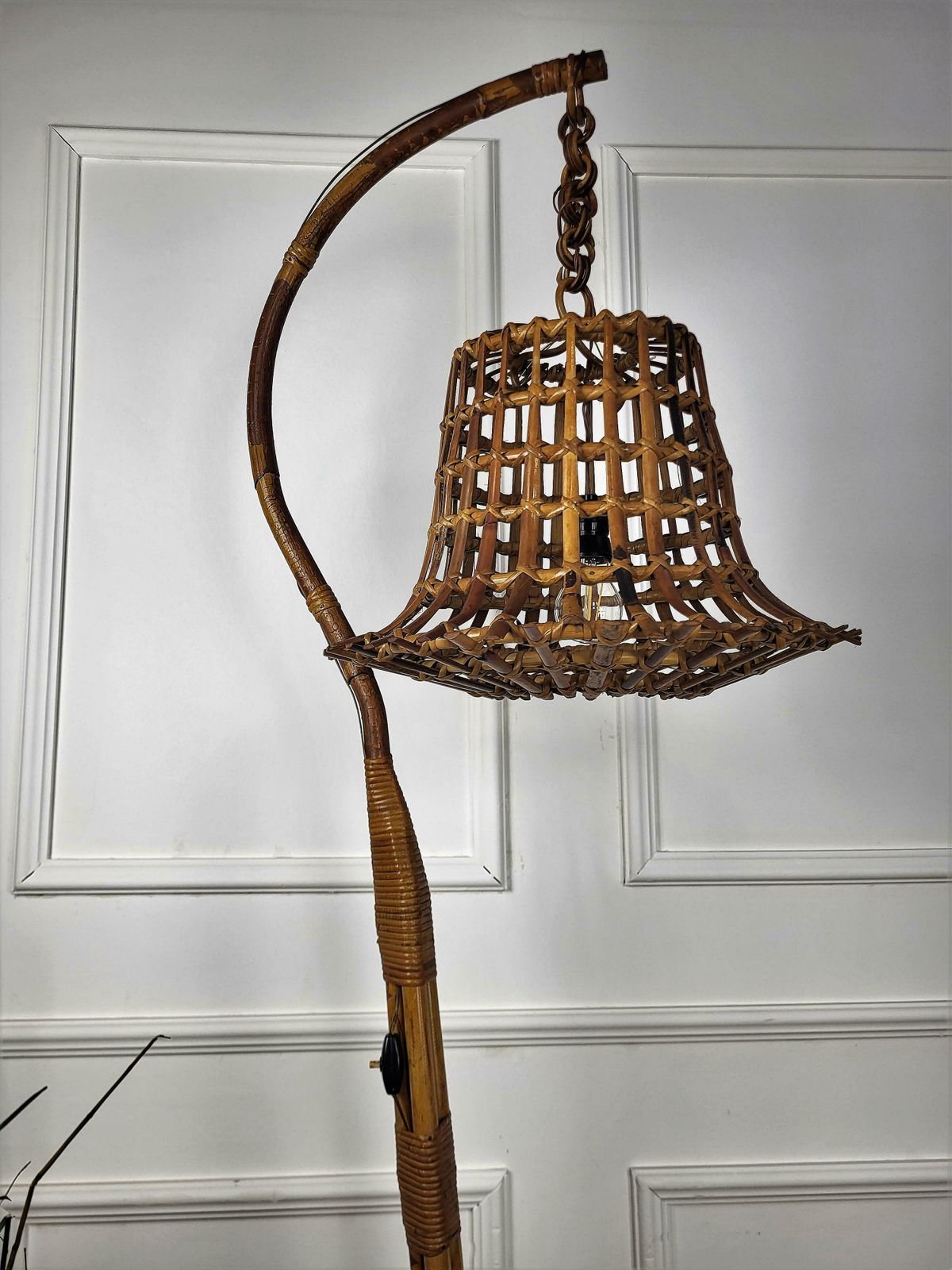1960s Italian Bamboo Rattan Bohemian Modernist Tall Floor Lamp Hanging Lantern photo 1582.0