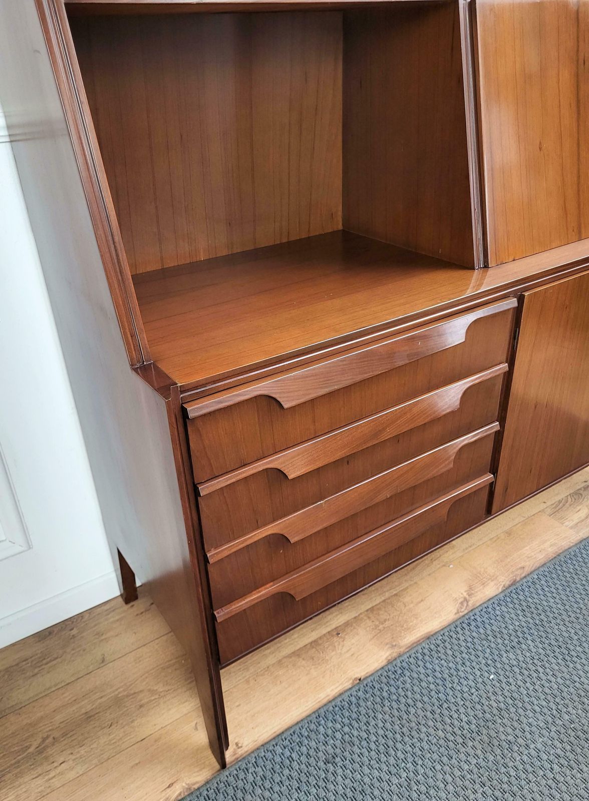 1960s Italian Art Deco Mid Century Walnut Wood Credenza Sideboard Bar Cabinet photo buy