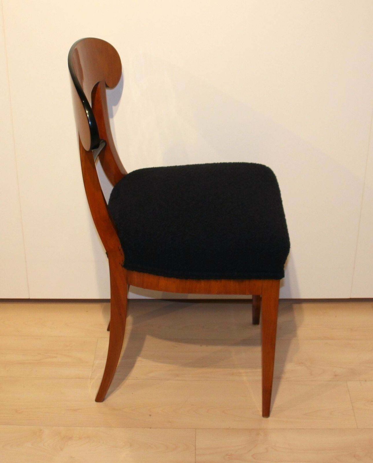 Biedermeier Shovel Chair, Cherry Veneer, South Germany Circa 1820 photo vinterior
