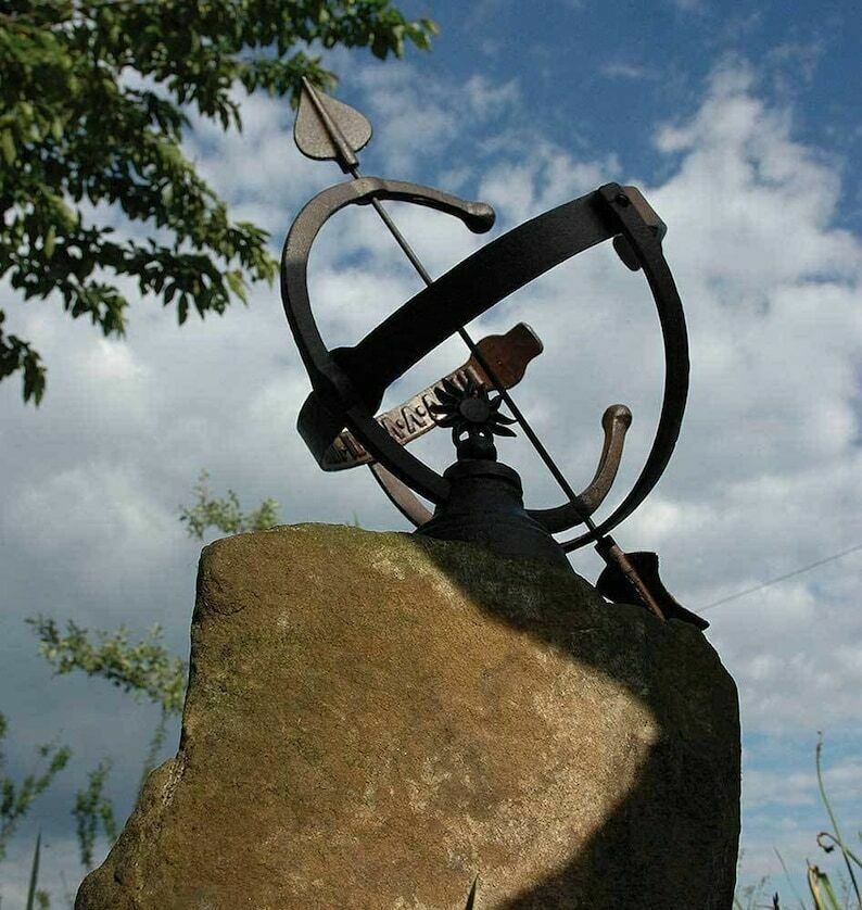 Garden Sundial Antique Design Weatherproof Garden Ornament Floor Mounted 36 Cm photo 183.0