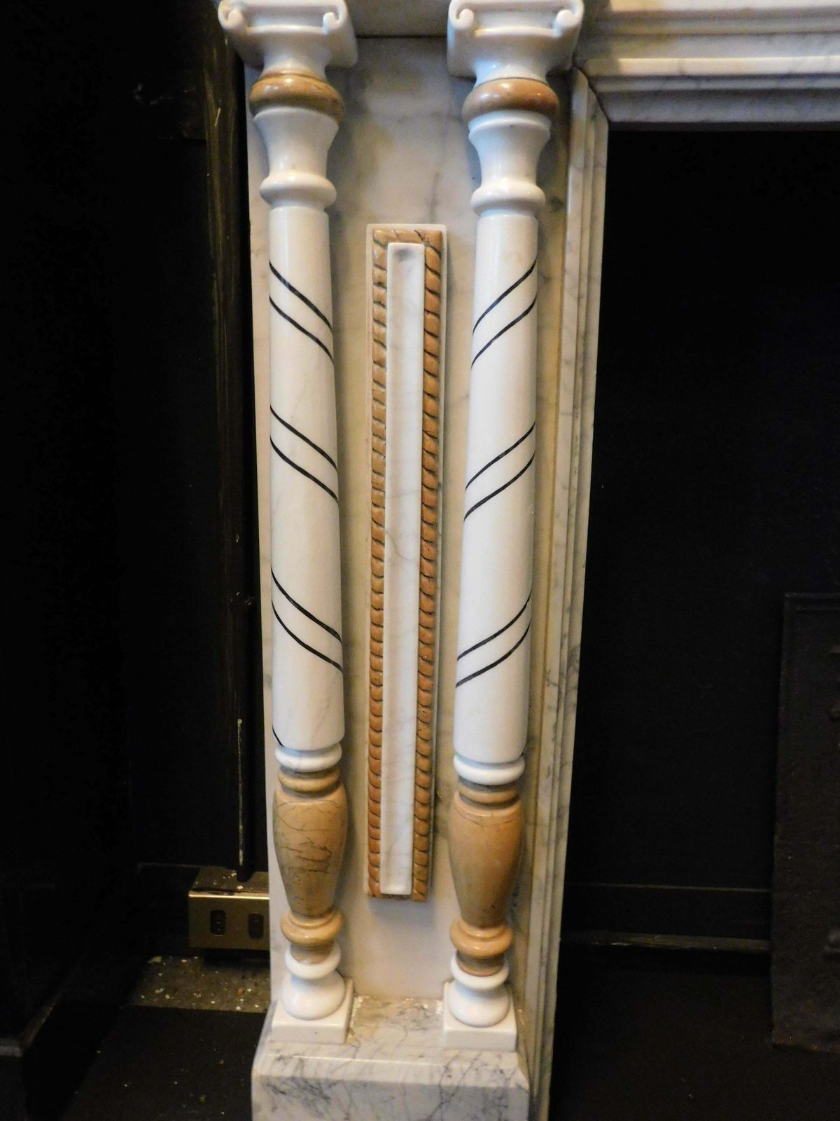 Vintage Fireplace In Carved And Inlaid White Marble, Early 1900s, Italy photo vintage