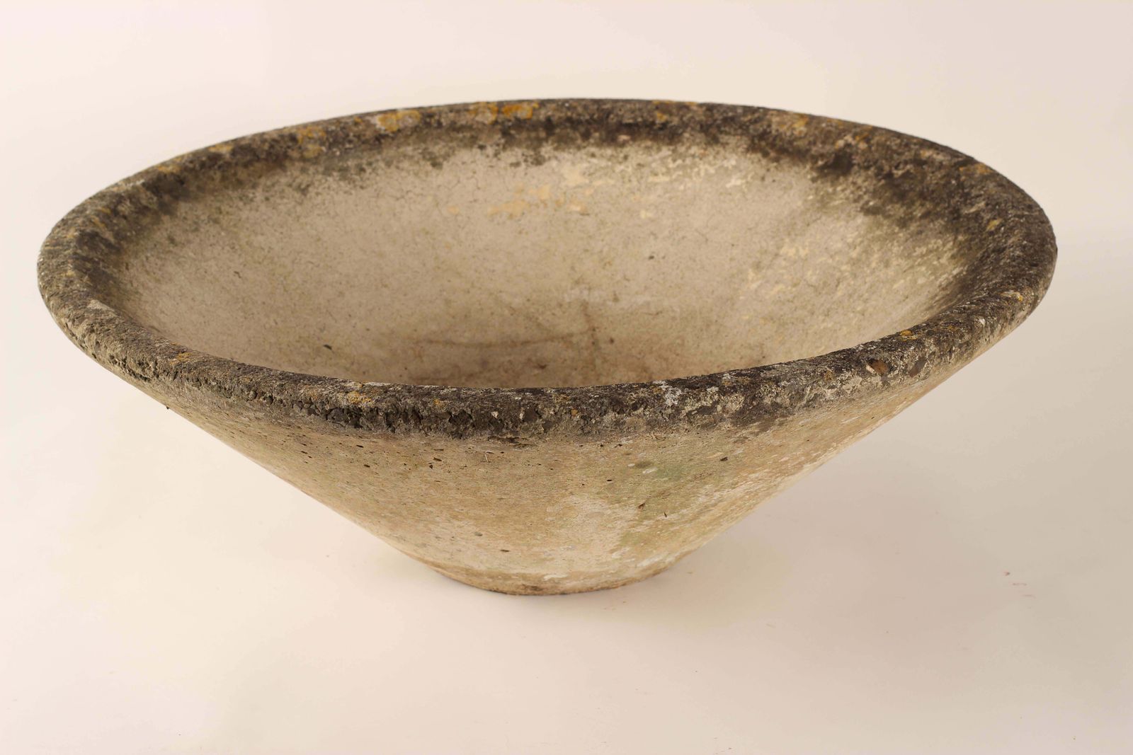 photo furniture Willy Guhl Inspired Concrete Planter In Cone Shape Made In England, 1960’s