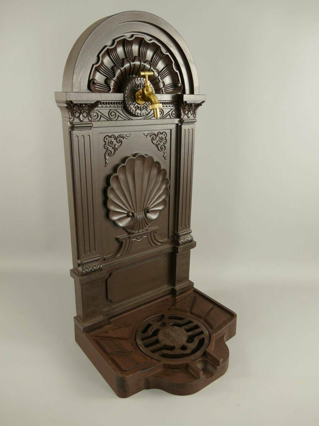 Antique Style Wall Fountain Cast Aluminum Sink Brown Height 83cm