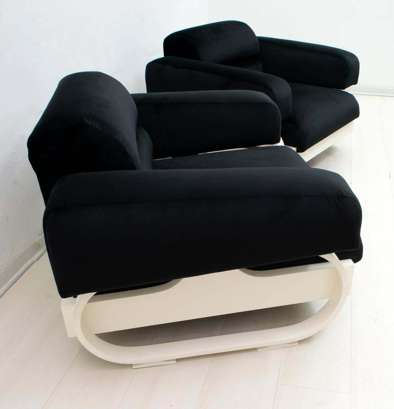 Pair Of Mid Century Modern Italian Velvet Armchairs, 1960s photo vinterior
