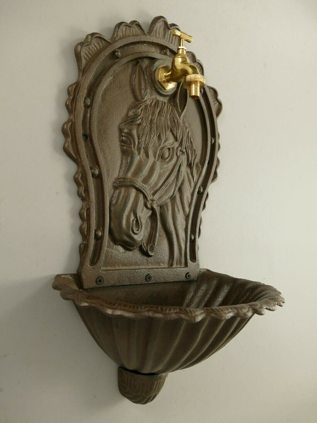 Antique Style Wall Fountain Cast Aluminum Sink Green photo for sale