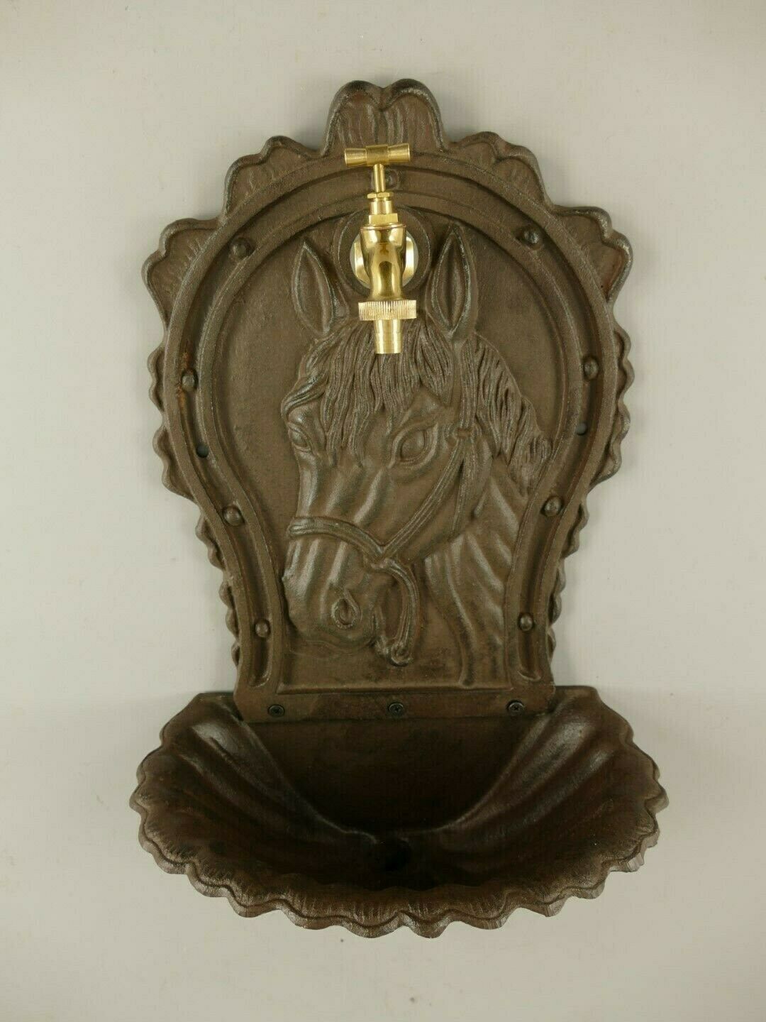 Antique Style Wall Fountain Cast Aluminum Sink Green photo Garden Decor
