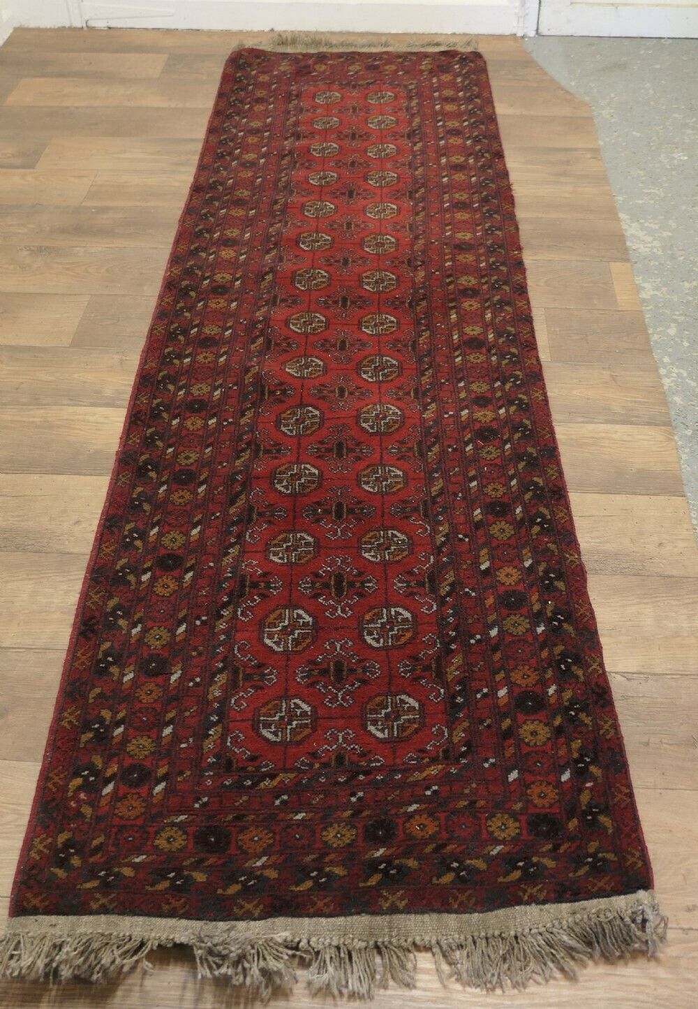 Vintage Traditional Pattern Wool 10ft Carpet Runner