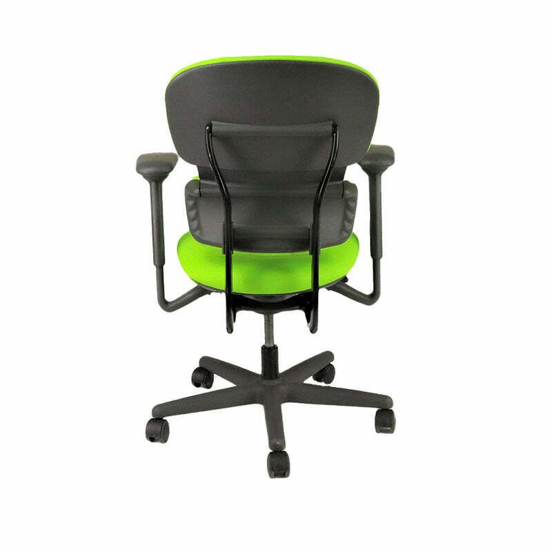 photo furniture Ki: Impulse Office Task Chair   Refurbished