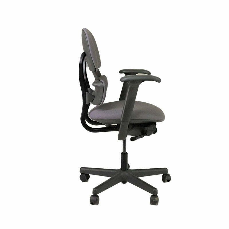 149.0 Ki: Impulse Office Task Chair   Refurbished photo