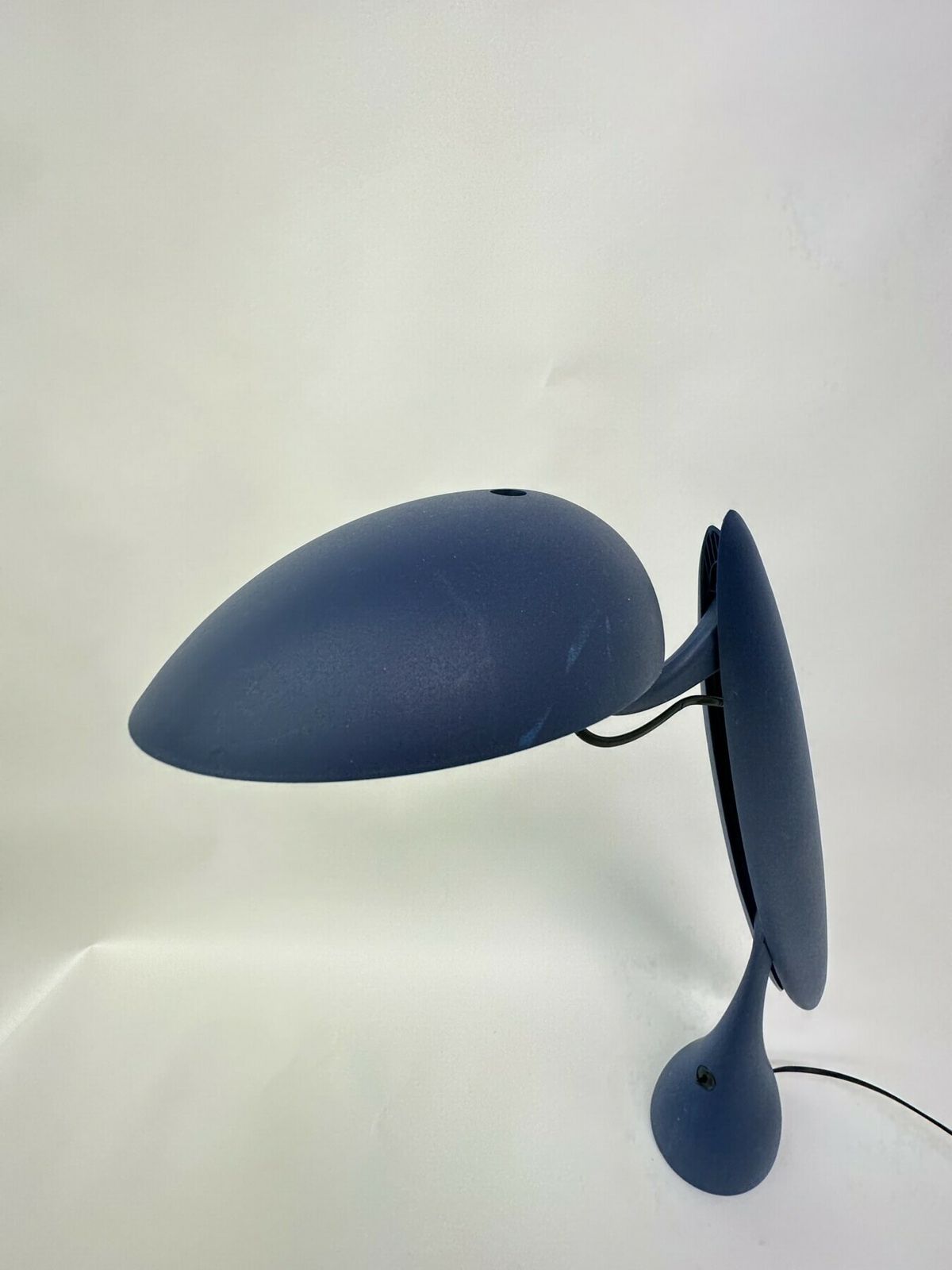 586.0 Postmodern Heron Blue Lamp By Isao Hosoe For Luxo, 1980’s photo