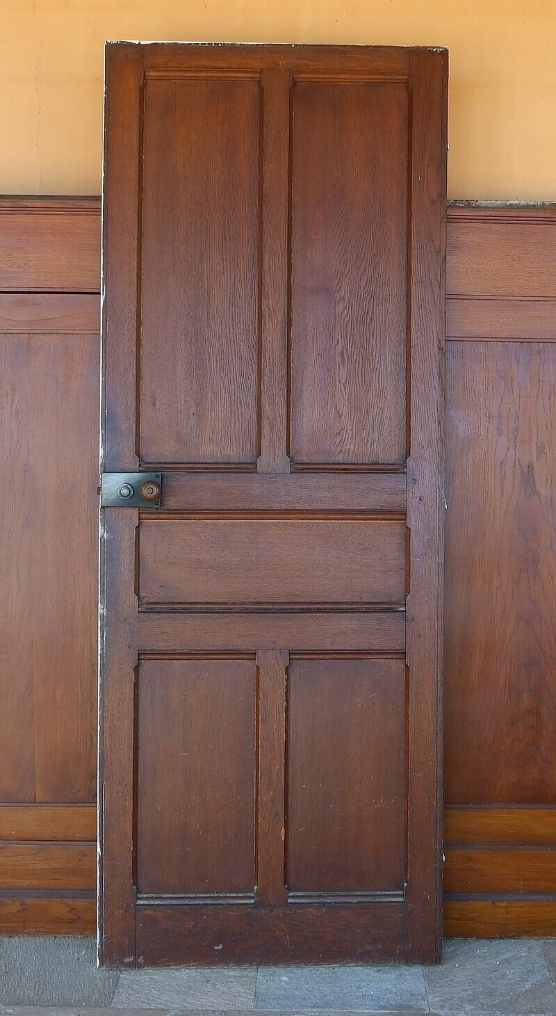 Property Door In Solid Oak – 1900 photo for sale