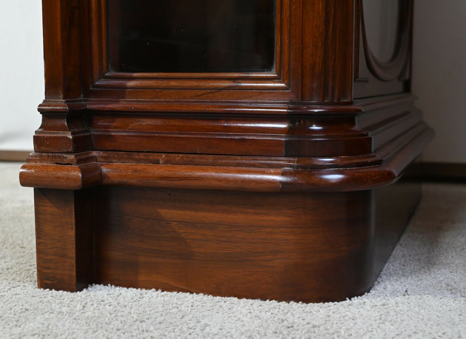 14967.96 Rare Pair Of Property Showcases In Mahogany, Napoleon III Style   2nd Part Of The 19th Century photo