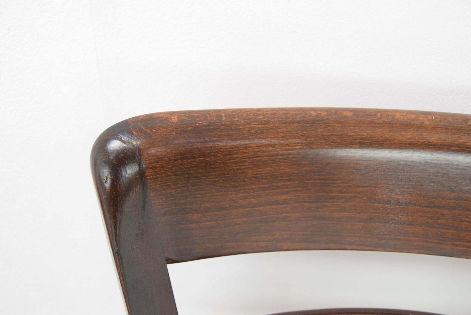 photo vinterior Set Of Four Midcentury Dining Chairs Ton, 1950's.