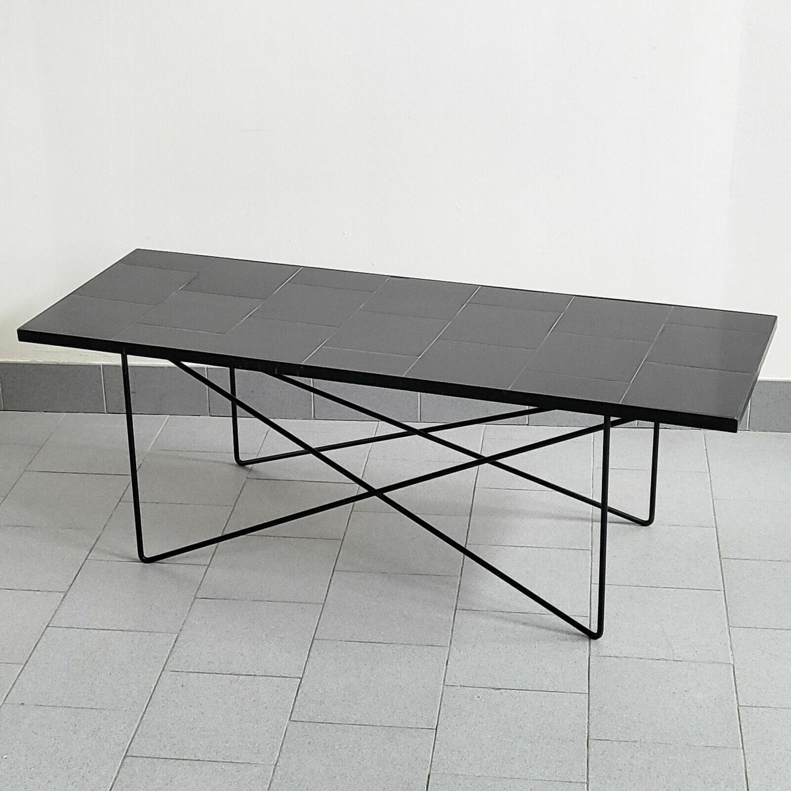 Vintage Salontafel 1950 In Keramiek & Zwart Staal 50s Rockabilly Jaren 1950 photo furniture