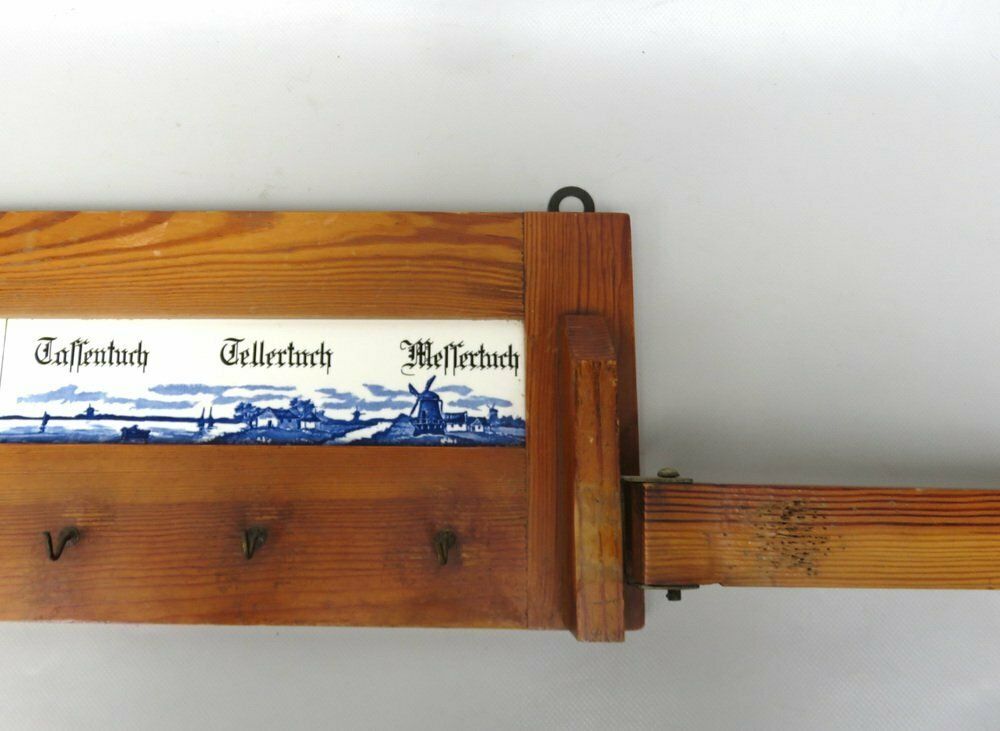 photo vintage Art Nouveau Towel Board In Ceramic And Wood, 1890s