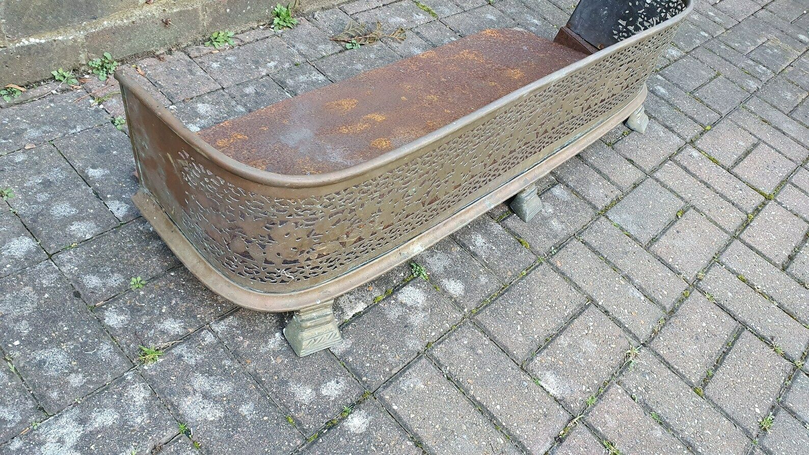 Large Imposing Pierced Brass Victorian Fender Fire Guard Vintage Fireplace photo buy