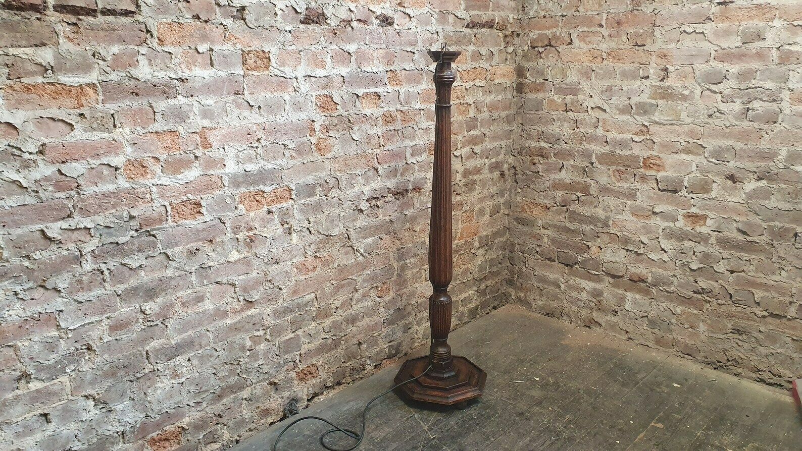 Unique Vintage Bespoke Mahogany Standard Lamp Old Ship’s Decoration photo furniture