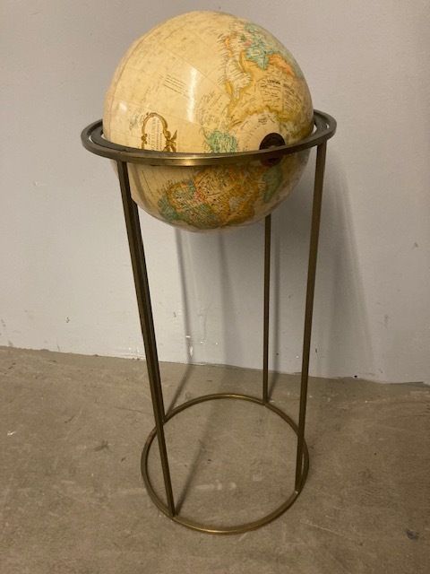 American Vintage 60s Globe With Metal Structure  Modern