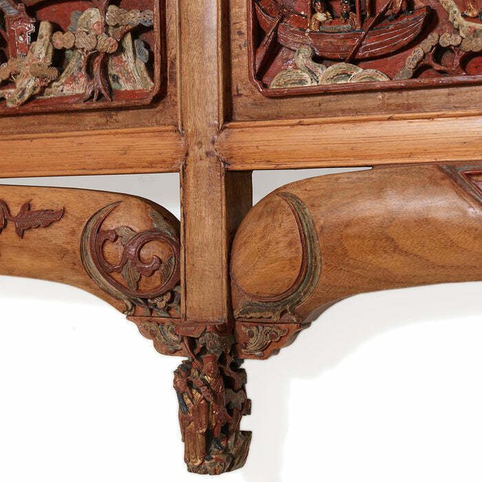 Carved Decorative Bed Fascia In Red And Gold photo vinterior