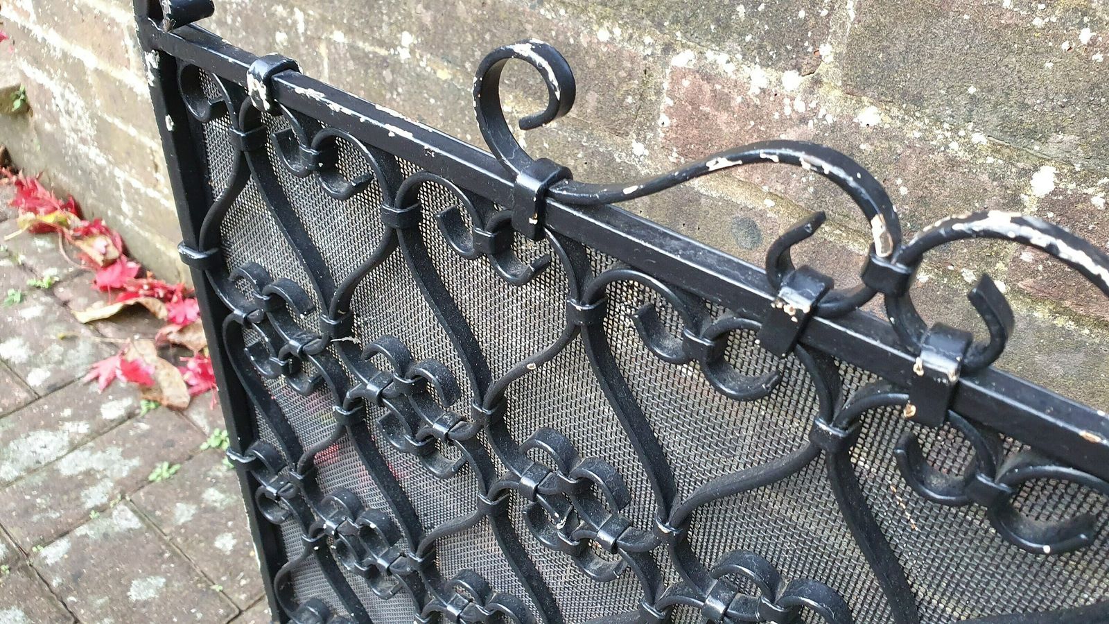 Heavy Solid Vintage Iron Spark Guard Fireplace 1980’s photo buy