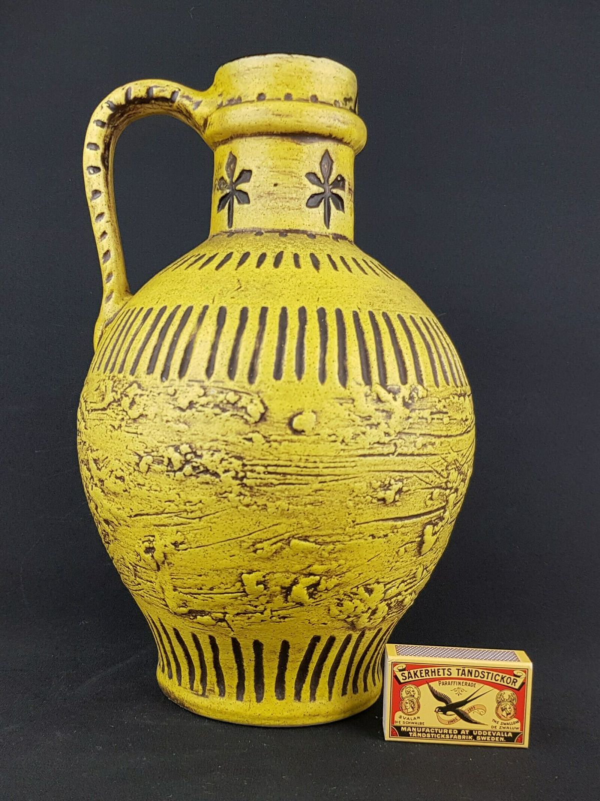 Vintage Yellow Spara Keramik Fat Lava Vase 572 28 West German Pottery photo for sale
