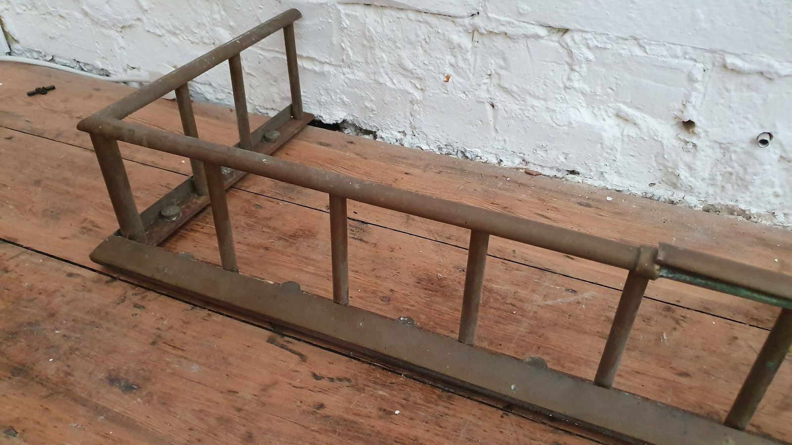 Large Vintage Very Heavy Iron And Brass Fender photo Home Fixtures