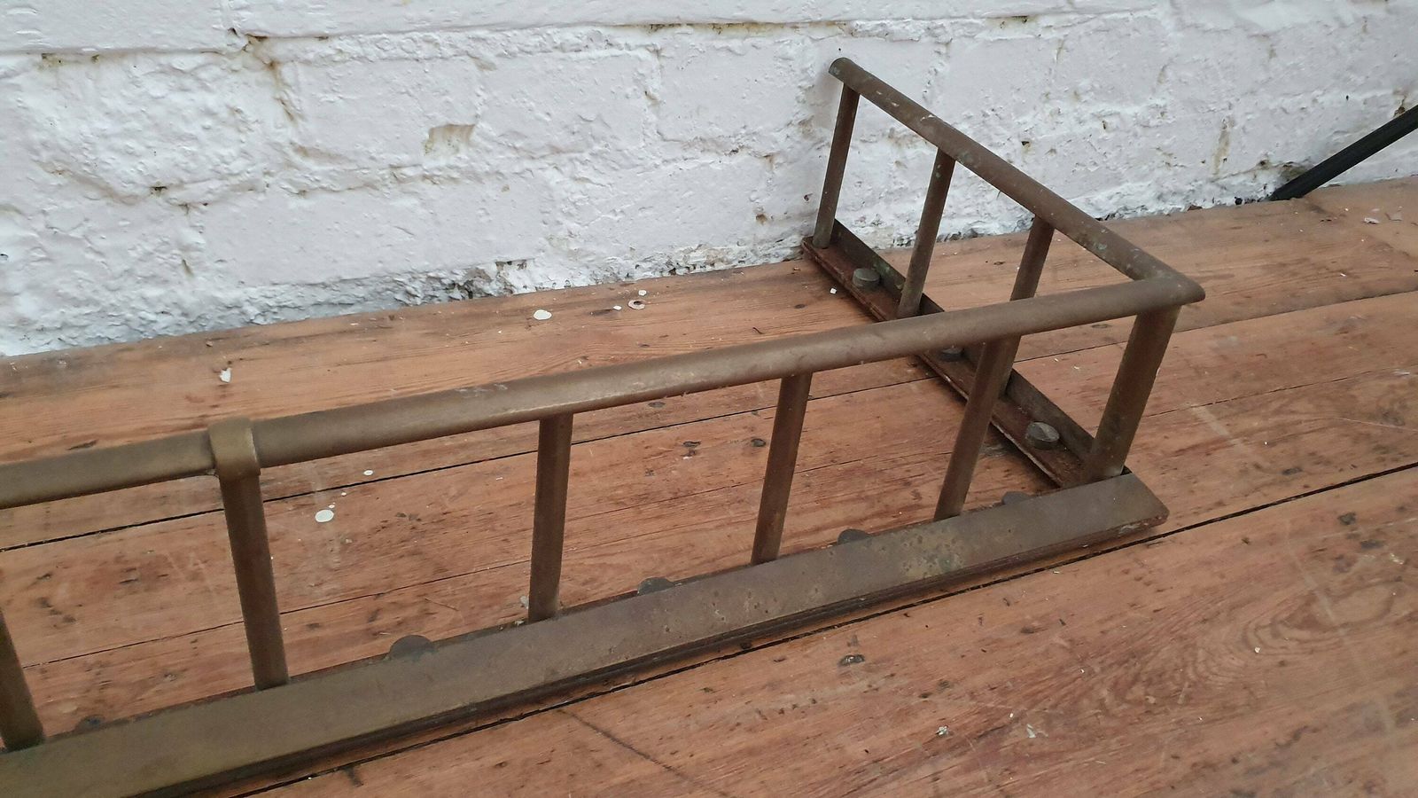 Large Vintage Very Heavy Iron And Brass Fender photo 145.0