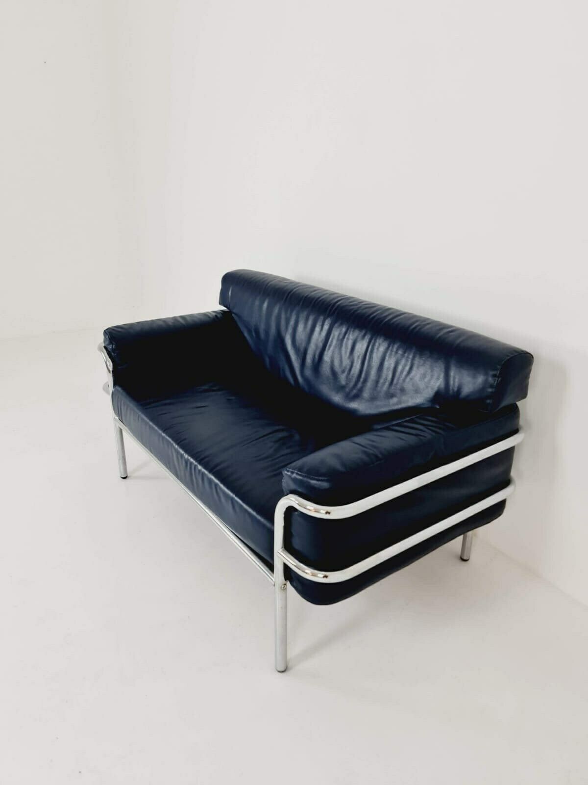 Mid Century Leather Bauhaus  Style Of Cassia Lc3 Style Sofa , 1980s photo vinterior