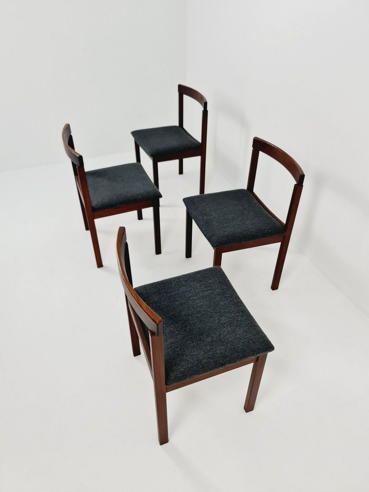 Mid Centruy Finland Teak Dining Table & Chairs By Pippo For Asko ,1960s photo vinterior