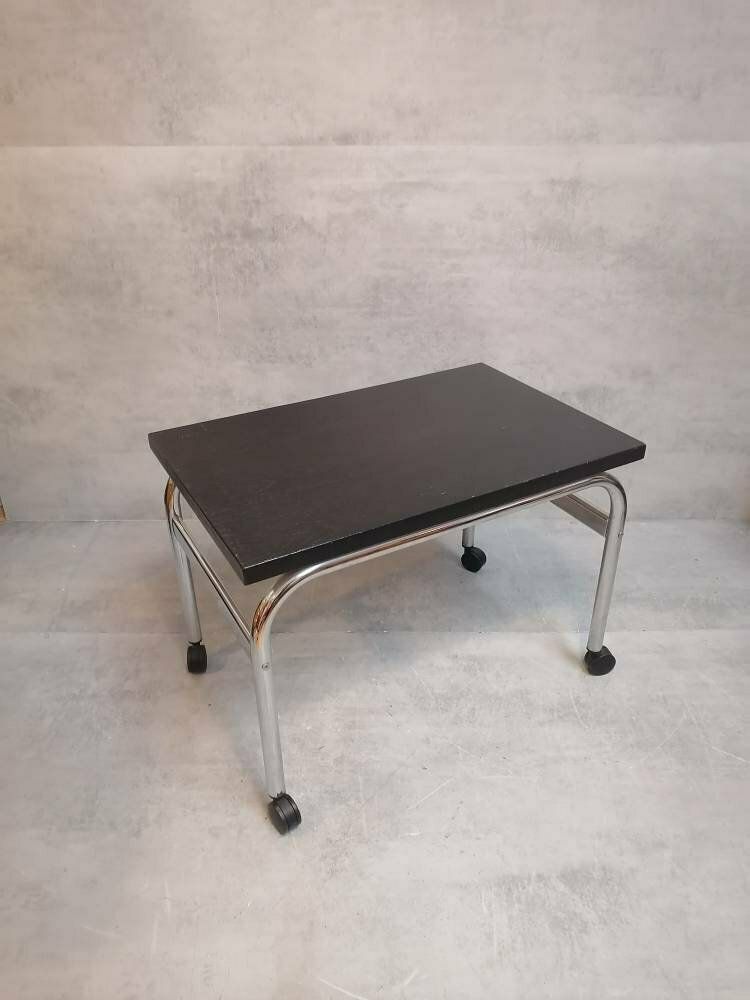 Mid Century Modern Bauhaus Design Coffee Table On Wheels. 1980s Italy