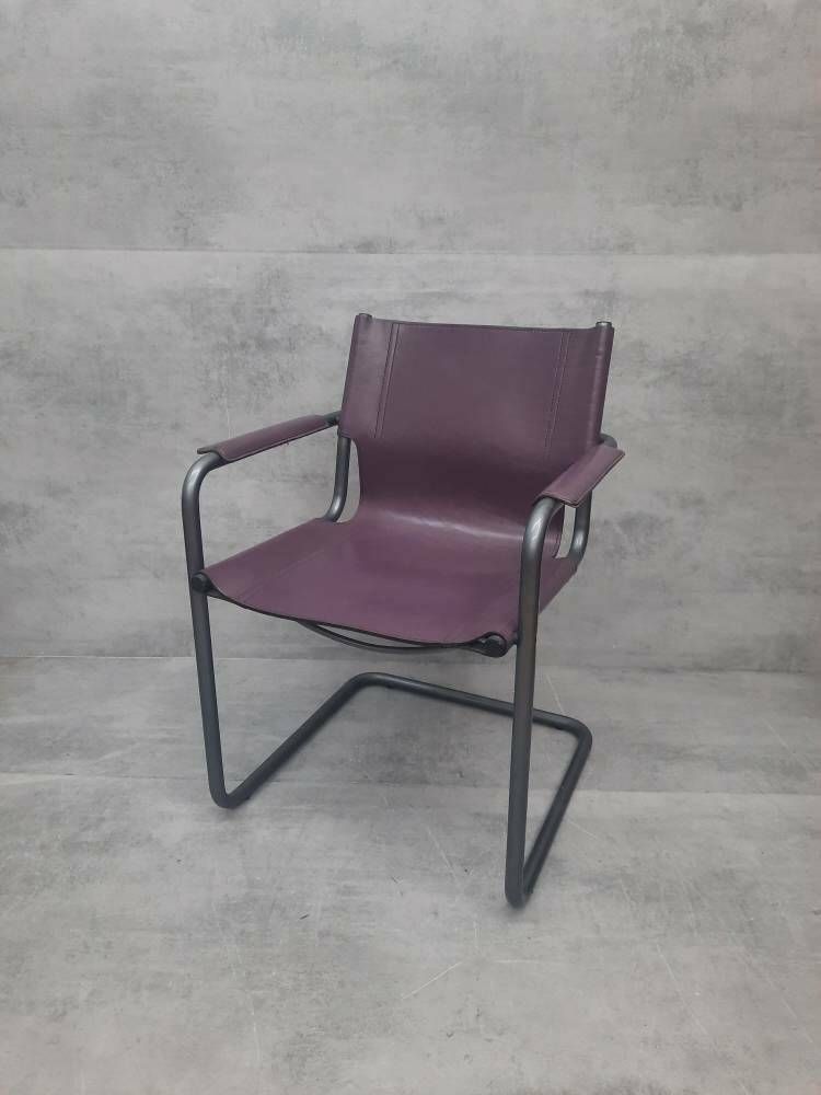 1 Of 3 Matteo Grassi Visitor Chair In Purple Leather 1970s photo 700.0